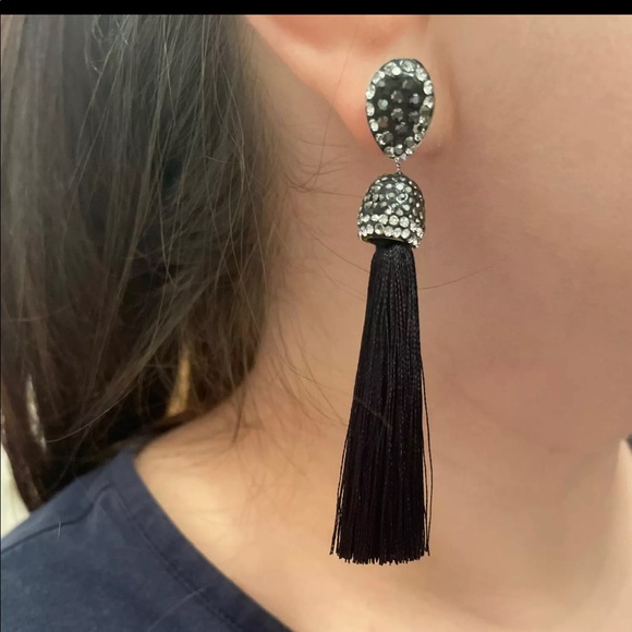 NWT Tassel Earrings Thread Long Dangle Drop Earrings Party Gigt black red white - Picture 3 of 10